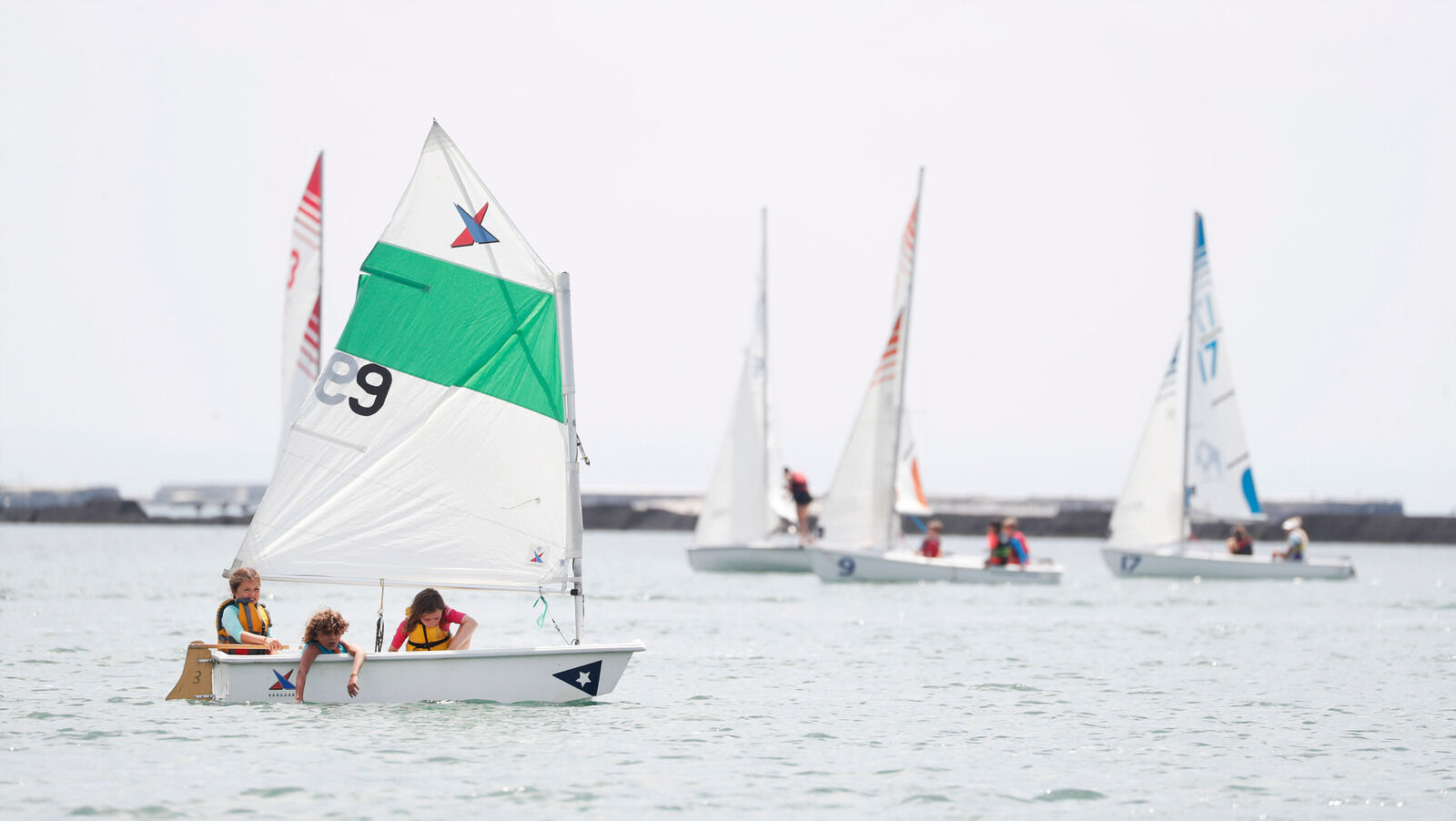 Kids sailing camp at Buffalo Yacht Club